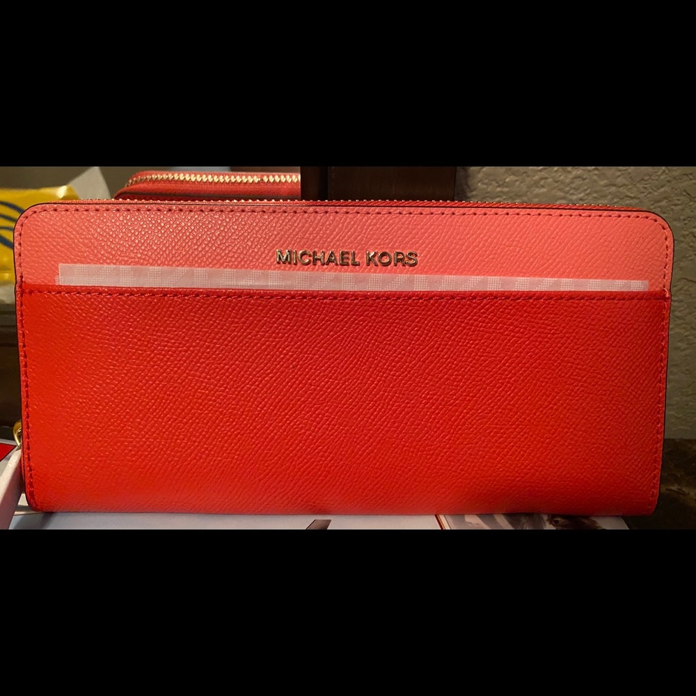 MK wallet